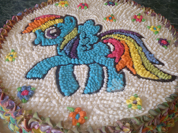 Торт с украшением "пони"